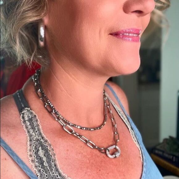 𝅺zoey Nexklace hematite only - Picture 4 of 8